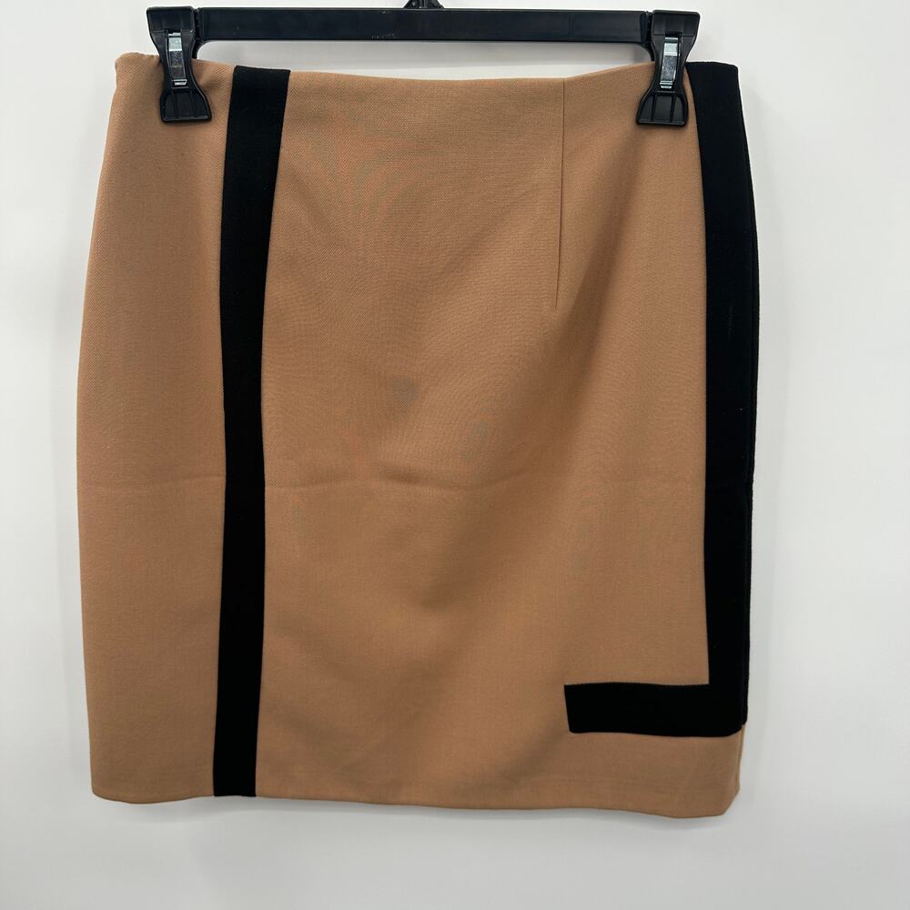 WHITE HOUSE BLACK MARKET Tan & Black Colorblock Skirt // 2 - Picture 8 of 12